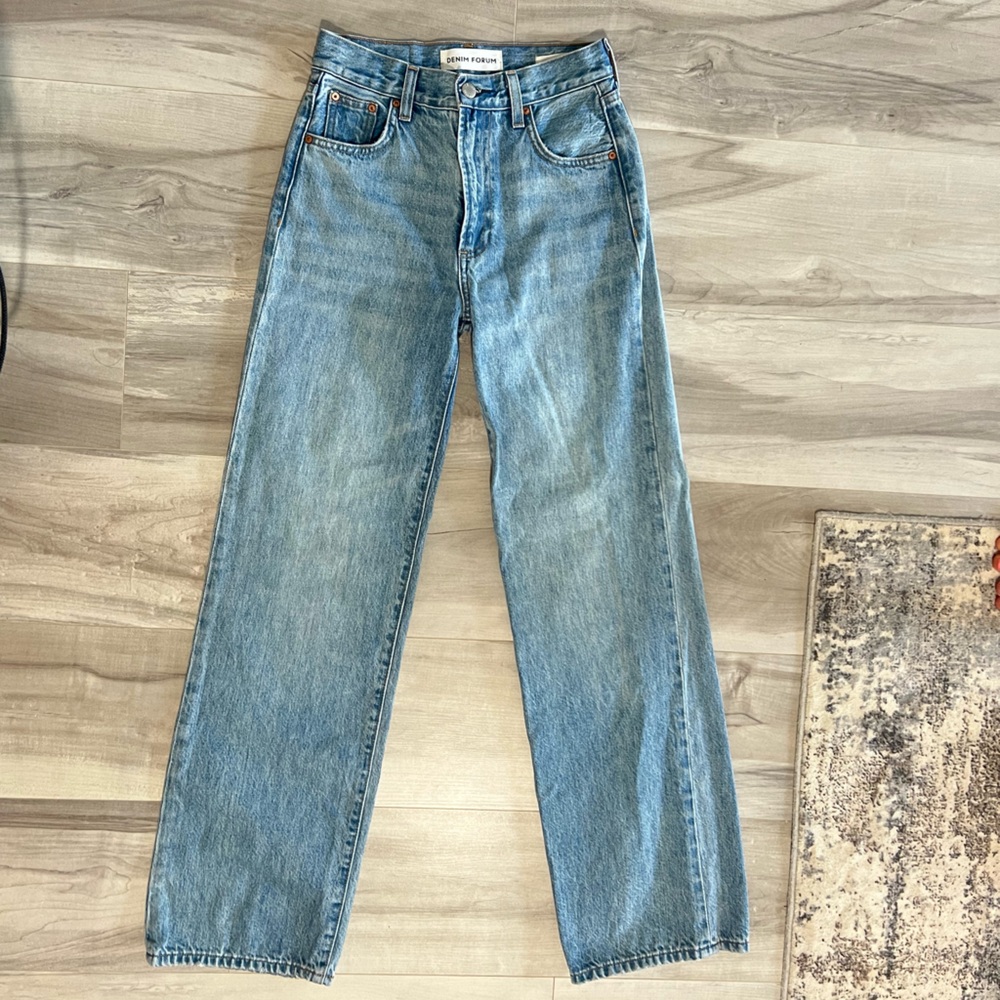 Aritzia Farrah hi-rise wide jean